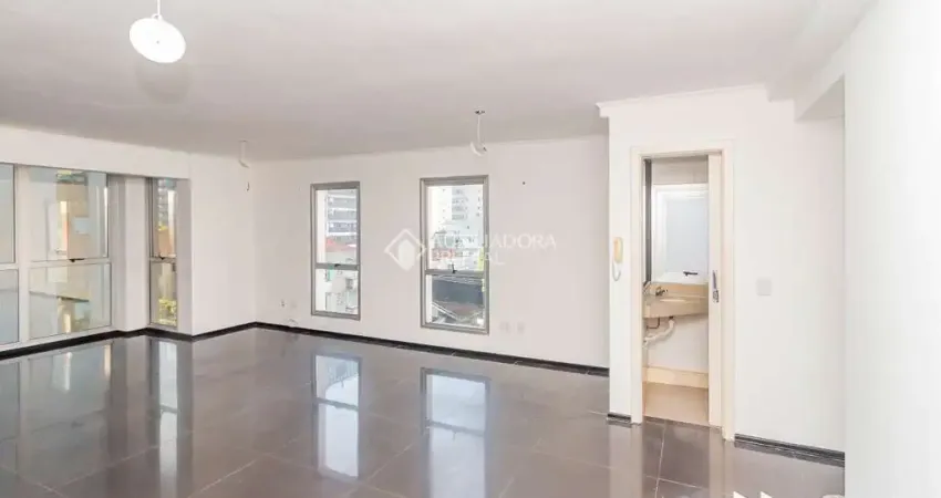 Sala comercial para alugar na Avenida Mariland, 720, São João, Porto Alegre