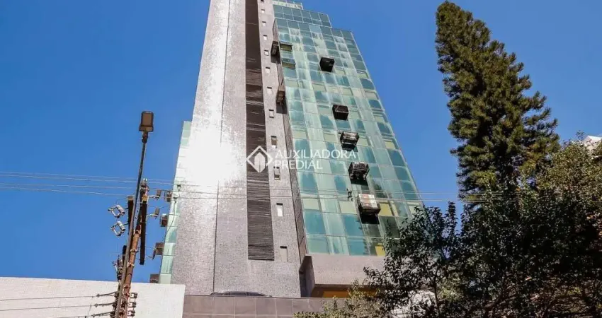 Sala comercial para alugar na Rua Padre Chagas, 147, Moinhos de Vento, Porto Alegre