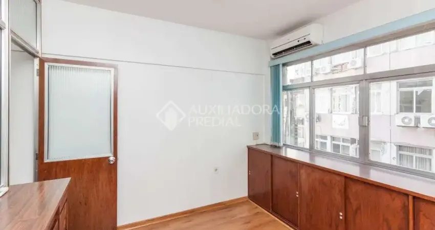 Sala comercial para alugar na Rua General Andrade Neves, 100, Centro Histórico, Porto Alegre