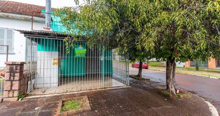 Ponto comercial para alugar na Avenida Guarujá, 351, Guarujá, Porto Alegre