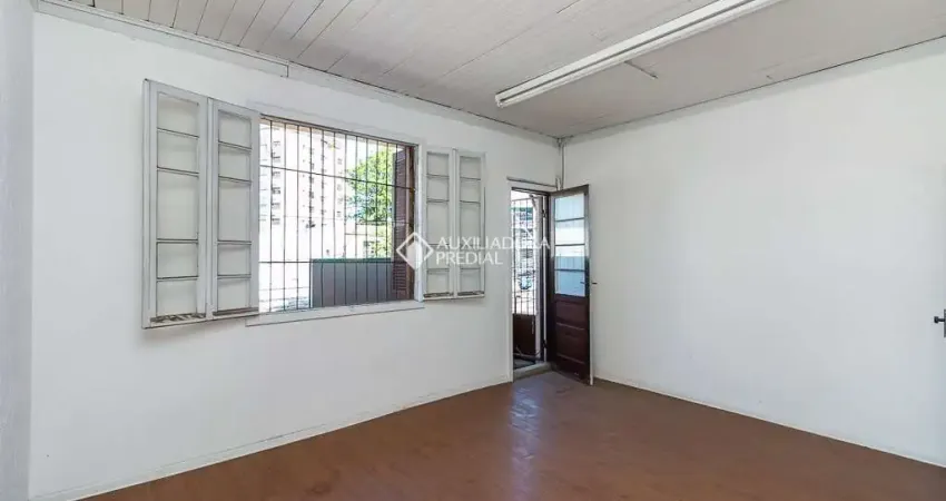 Sala comercial para alugar na Avenida Protásio Alves, 700, Rio Branco, Porto Alegre