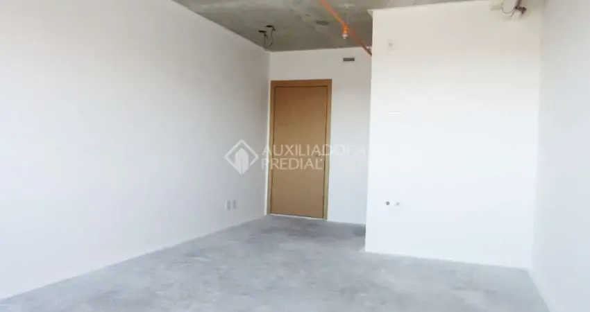 Sala comercial para alugar na Avenida Assis Brasil, 2827, Passo da Areia, Porto Alegre