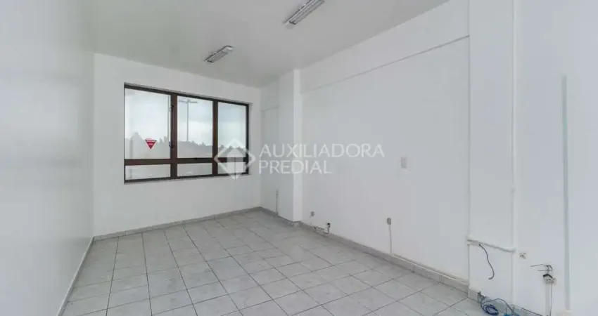 Sala comercial para alugar na Avenida Assis Brasil, 1800, Passo da Areia, Porto Alegre