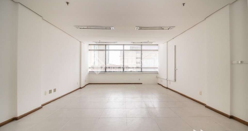 Sala comercial para alugar na Rua Ernesto da Fontoura, 1479, São Geraldo, Porto Alegre