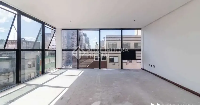 Sala comercial para alugar na Rua Vigário José Inácio, 540, Centro Histórico, Porto Alegre