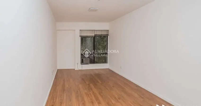 Sala comercial para alugar na Avenida Montenegro, 186, Petrópolis, Porto Alegre