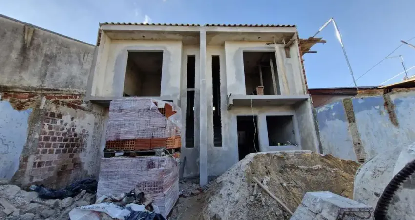 Casa com 3 quartos à venda na Rua Adriana Ceres Zago Bueno, 703, Tatuquara, Curitiba