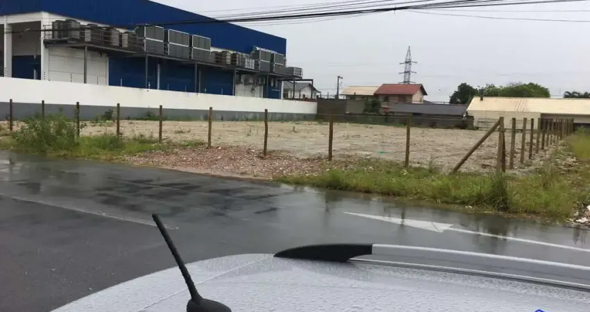 Terreno comercial à venda na Avenida do Comércio, Pachecos, Palhoça