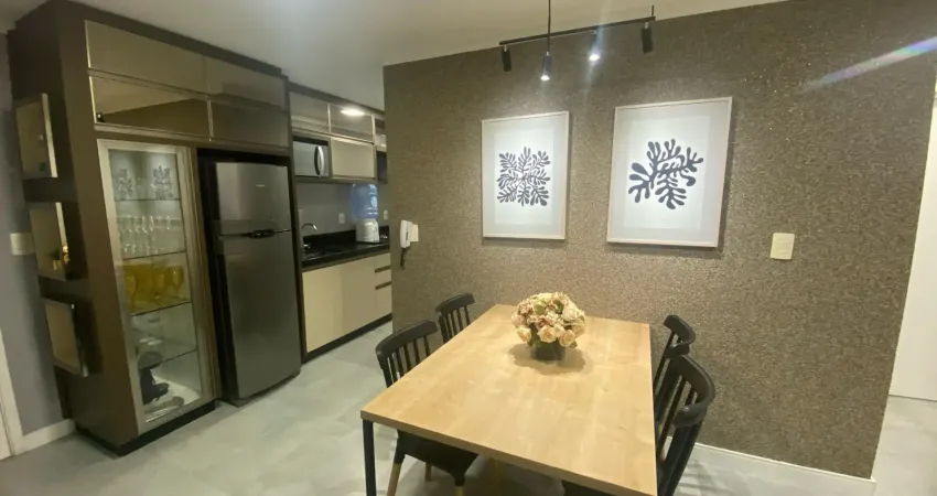 Apartamento mobiliado e decorado, pronto para morar por apenas 300 mil