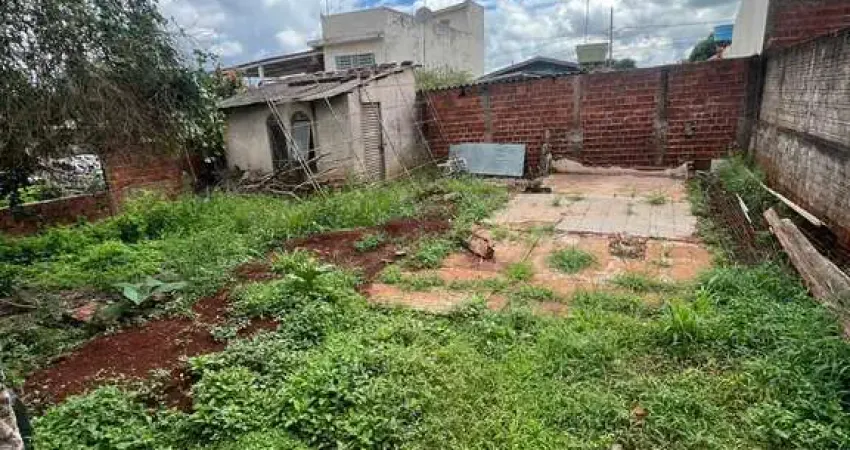 Terreno urbano de 150m² (6m x 25m), murado, em via pública asfaltada, parque alvamar, sarandi