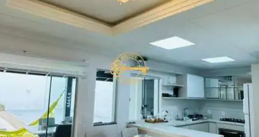Casa à Venda em Itajaí – São Judas | 3 Dormitórios, Piscina e Churrasqueira