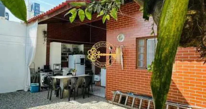 Casa térrea mobiliada, ótima localização - próximo à beira rio (excelente para morar, comércio ou escritório)