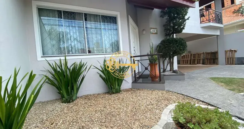 Casa com 04 dormitórios sendo 01 suíte à venda, 240 m² por r$ 2.500.000,00 - ressacada - itajaí/sc