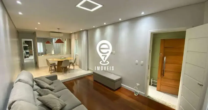 Lindo sobrado com 3 suítes e 4 vagas de garagem