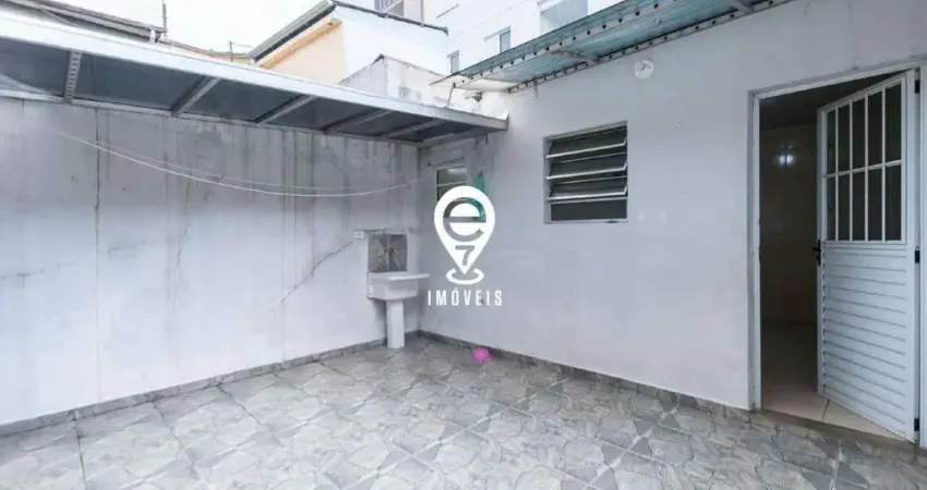 Casa com 2 quartos à venda na Rua Labatut, Ipiranga, São Paulo