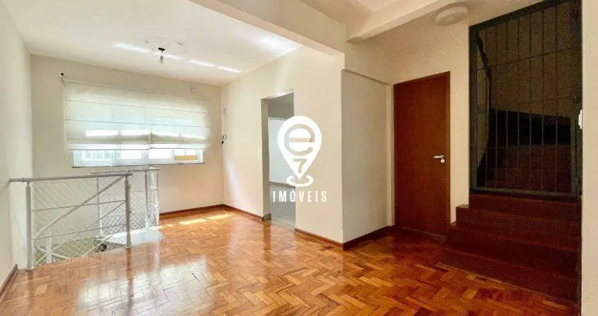 Excelente sobrado para locação 350 metros da estação saúde de 4 dormitórios