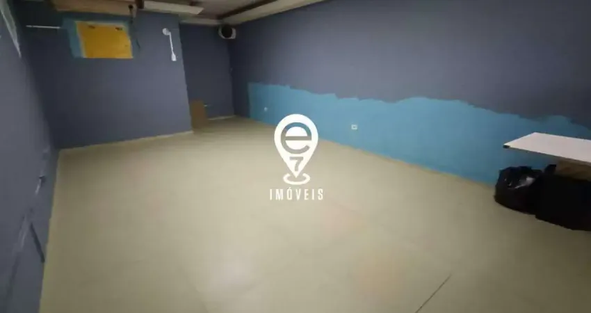 Conjunto comercial de 3 salas ao lado da estação saúde para locação!