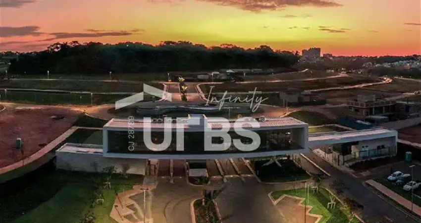 Terreno à venda na Rua CN18, s/n, Parque Cidade, Goiânia