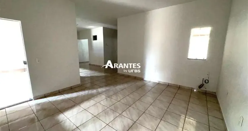 Casa com 3 quartos à venda na Rua Guiné, Laranjeiras, Uberlândia
