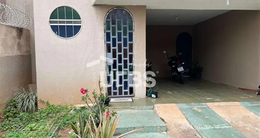 Casa com 3 quartos à venda na Rua 115, Setor Sul, Goiânia