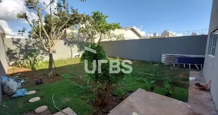 Casa com 2 quartos à venda na Avenida Terezina, Umuarama, Uberlândia