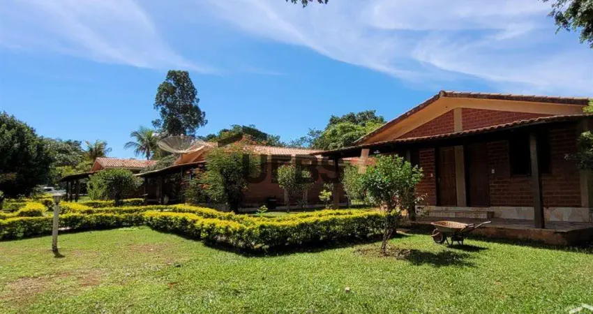 Chácara / sítio com 2 quartos à venda no Centro, Pirenópolis