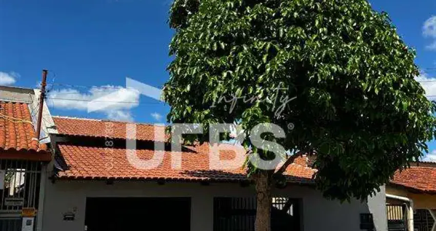 Casa com 3 quartos à venda na Rua Dona Oriêta, Jardim Bela Morada, Aparecida de Goiânia