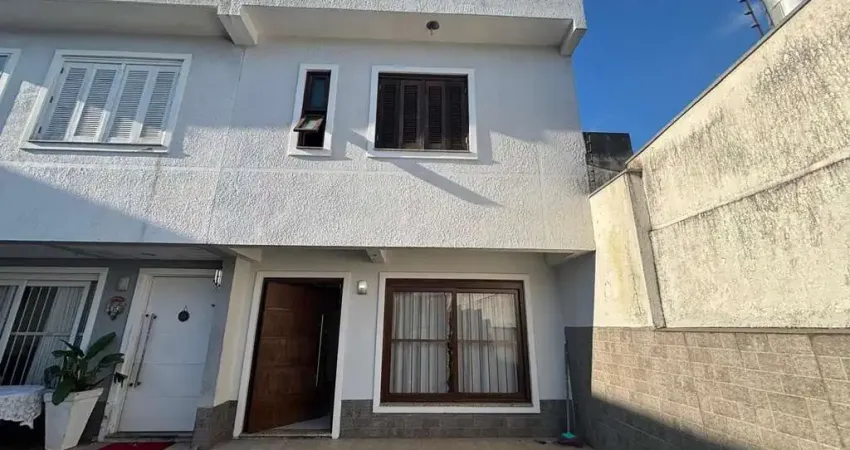 Casa com 2 quartos à venda na Avenida Alberto Pasqualini, 492, Jardim Itu Sabará, Porto Alegre