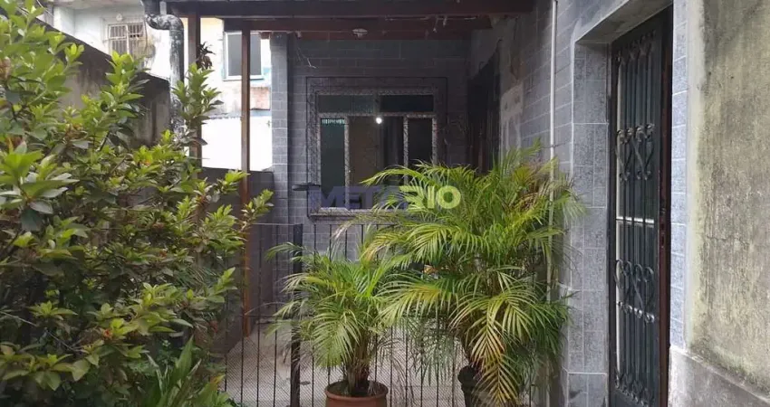 Apartamento térreo tipo casa com 2 dormitórios à venda, 90 m² por r$ 350.000 - vila valqueire - rio