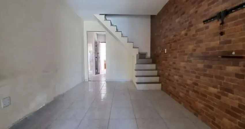 Casa com 2 dormitórios à venda, 90 m² por R$ 300.000 - Parque São Vicente - Belford Roxo/RJ