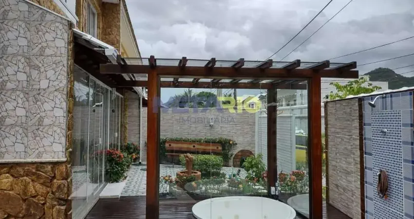 Casa com 4 dormitórios à venda, 164 m² por R$ 1.050.000 - Vargem Pequena - Rio de Janeiro/RJ