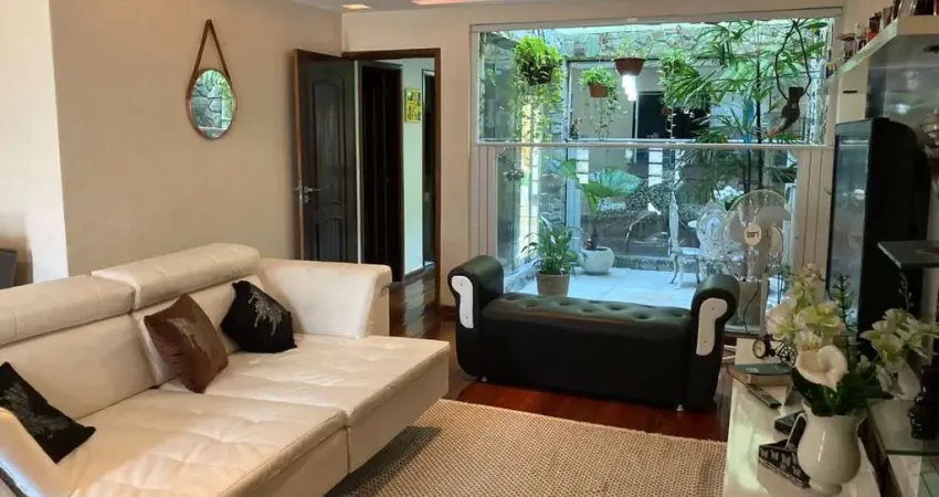 Casa com 4 dormitórios à venda, 340 m² por R$ 1.700.000 - Vila Valqueire - Rio de Janeiro/RJ