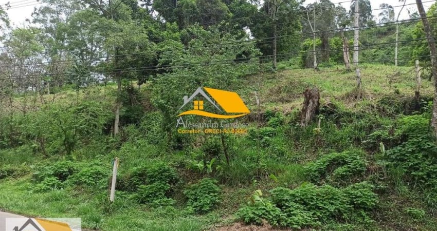 Terreno de 450 mts² em Amparo
