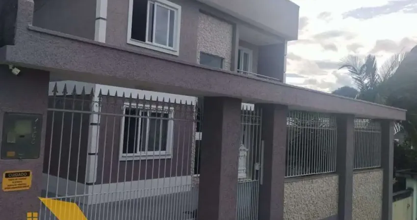 Casa de alto padrão à venda em amparo, 3 quartos, piscina, área gourmet completa