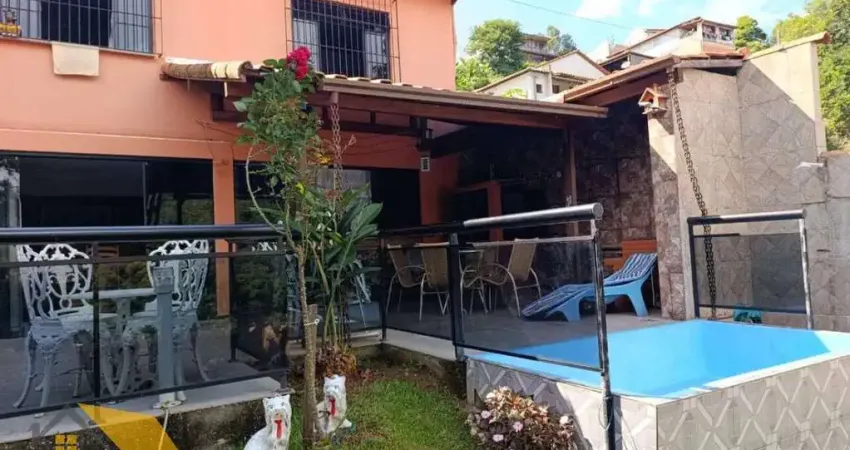 Casa com 2 quartos à venda na Rua Maria Isabel Sangy, 200, Varginha, Nova Friburgo