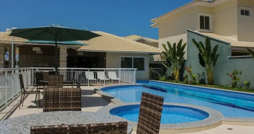 Casa  duplex à venda com 220 metros  na Praia do Futuro-Condomínio Safira -