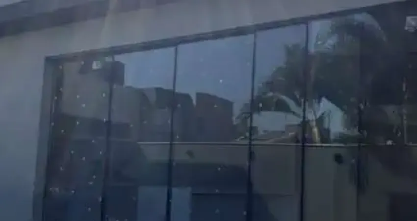 Casa com 4 quartos  à venda, 334.00 m2 por R$3500000.00  - Vivendas Do Arvoredo - Londrina/PR