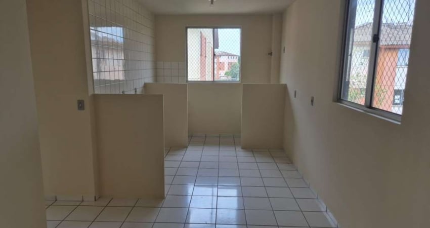Apartamento com 2 quartos  para alugar, 43.00 m2 por R$700.00  - Nova Olinda - Londrina/PR