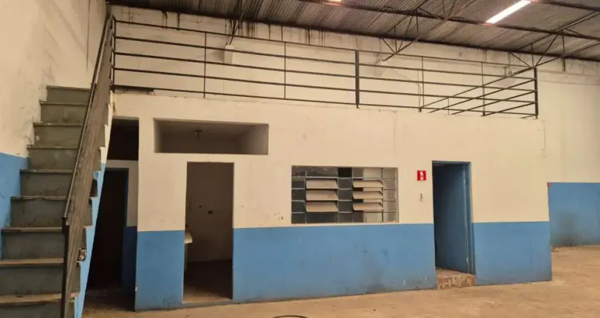 Barracão/Galpão para alugar, 250.00 m2 por R$3500.00  - Waldemar Hauer - Londrina/PR