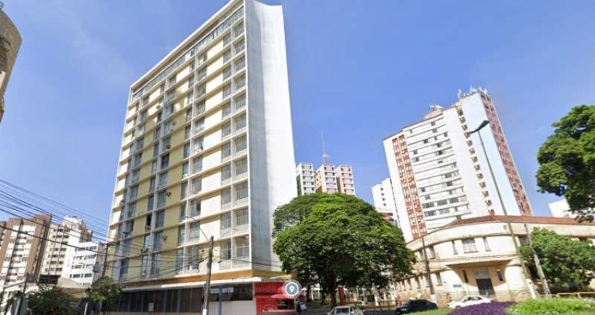 Sala Comercial à venda, 44.00 m2 por R$140000.00  - Centro - Londrina/PR