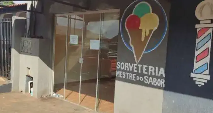 Casa com 2 quartos  à venda, 180.00 m2 por r$300000.00  - centro - sao jeronimo da serra/pr