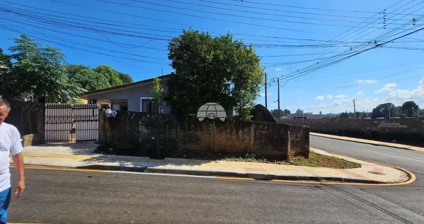 Casa com 3 quartos à venda na Rua Maquelote, 385, Jardim Carvalho, Ponta Grossa