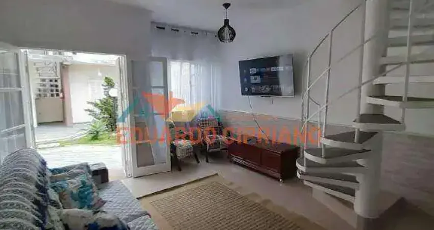 Casa 2 dormitórios mobiliada em Balneário Copacabana, Caraguatatuba – Venda R$310.000