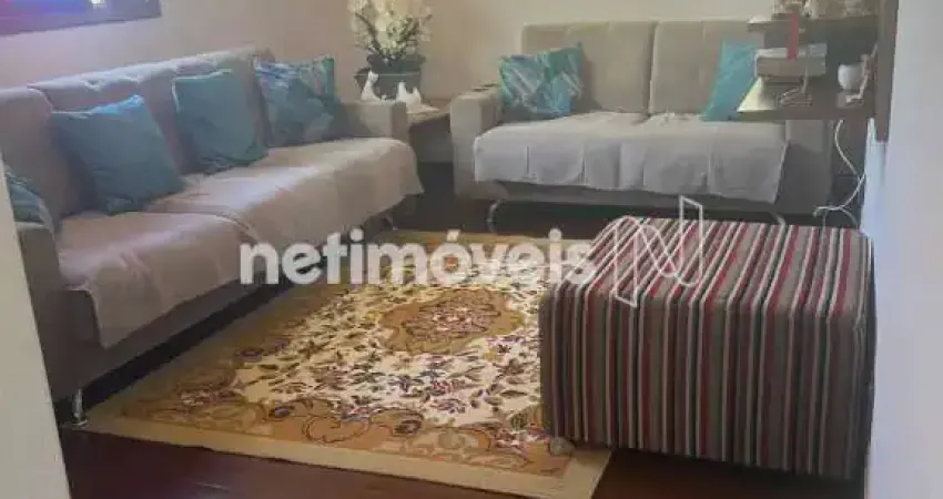 Casa com 3 quartos à venda no Centro, Itaúna