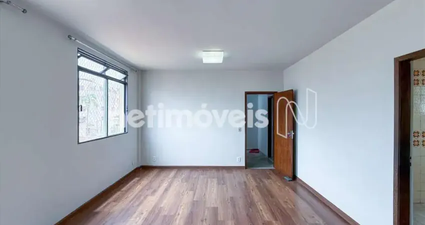 Cobertura com 3 quartos para alugar na Floresta, Belo Horizonte