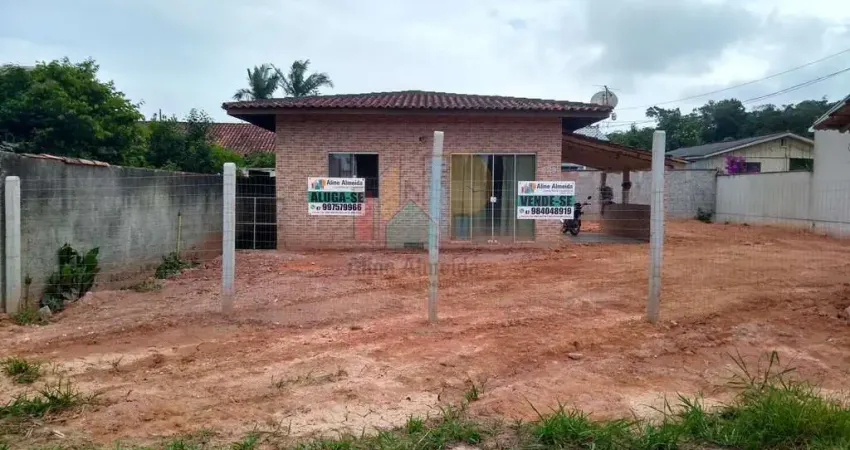 Casa para Locação em Barra Velha, QUINTA DOS AÇORIANOS, 2 dormitórios, 1 banheiro, 2 vagas