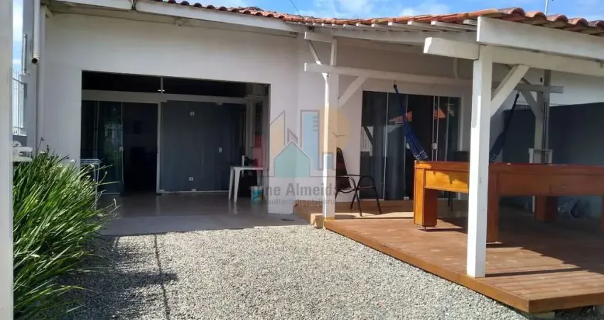 Casa para Venda em Barra Velha, QUINTA DOS AÇORIANOS, 5 dormitórios, 2 banheiros, 2 vagas