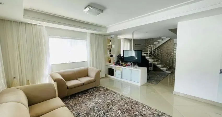 Casa com 4 quartos à venda na Avenida Praia de Itapoan, s/n, Vilas do Atlantico, Lauro de Freitas