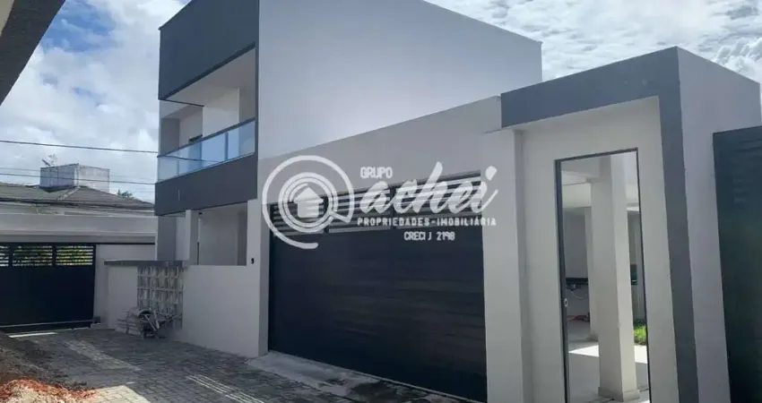 Casa de Condomínio 4/4 nascente à venda em Buraquinho