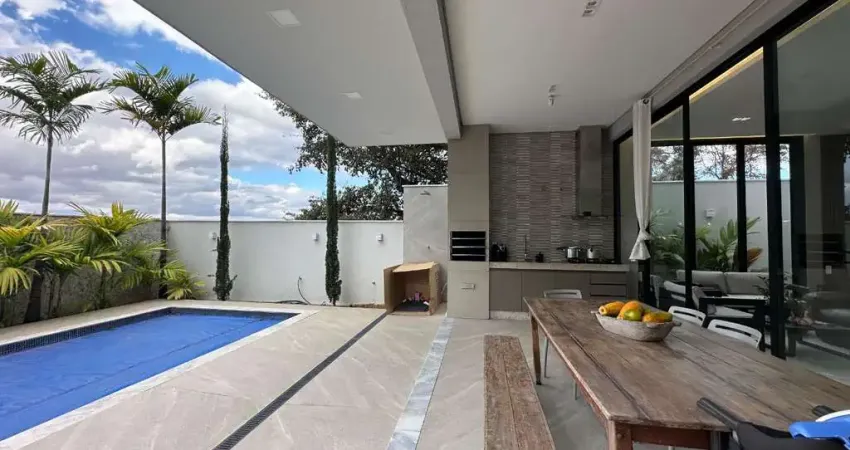 Casa com 4 quartos à venda no Portal do Sol, Contagem